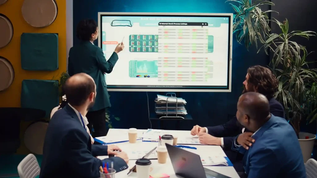 Kloudac Accounting Firm in Dubai staff presenting financial strategy for a client's Business Setup in Dubai.